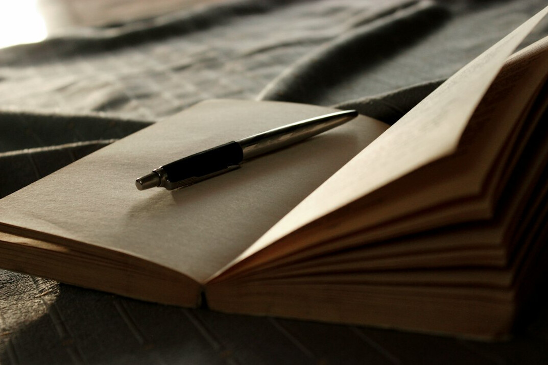 writer planning mystery plot